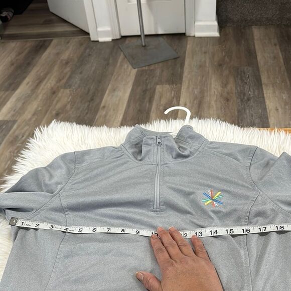 The North Face Gray Quarter-Zip Pullover with Colorful Logo - Picture 6 of 8